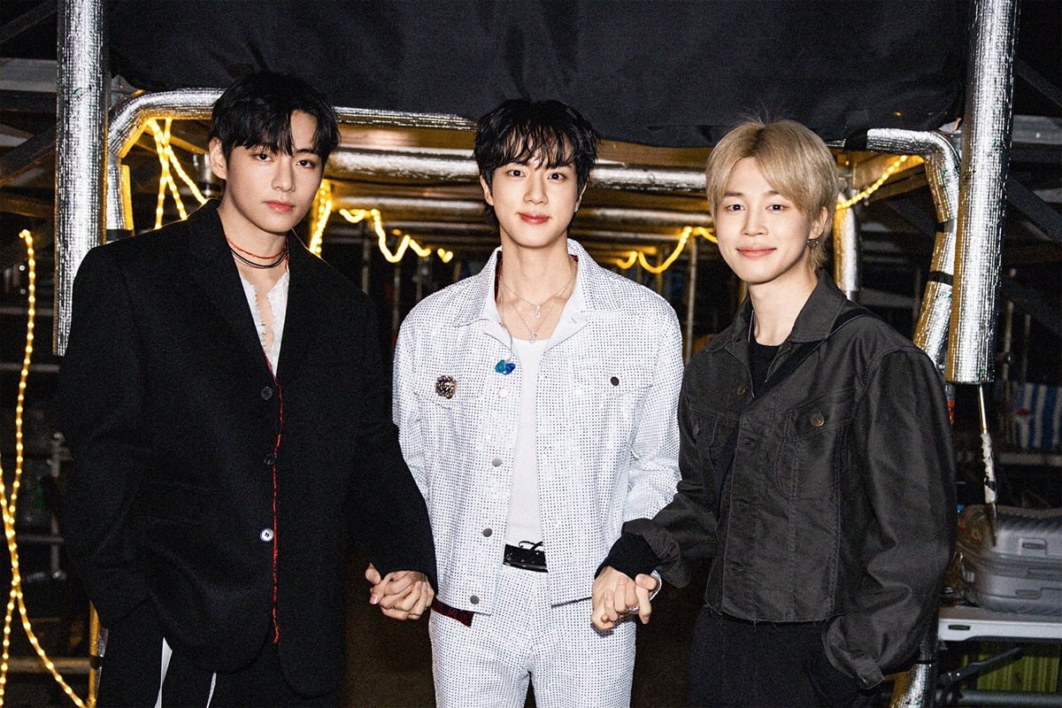 BTS's Jin delivers an emotional second-day performance joined by V