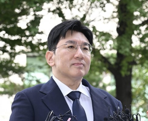 Bang Si Hyuk