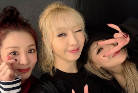 2NE1, CL , Park Bom, Dara, Minzy