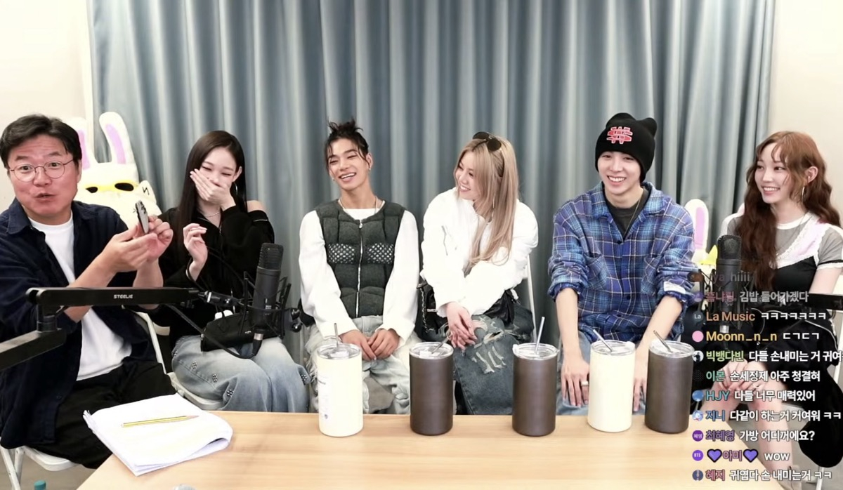 แอนนี่ทำเซอร์ไพรส์นายองซอกด้วยกระเป๋าใส่การ์ดที่แน่นเอี๊ยด