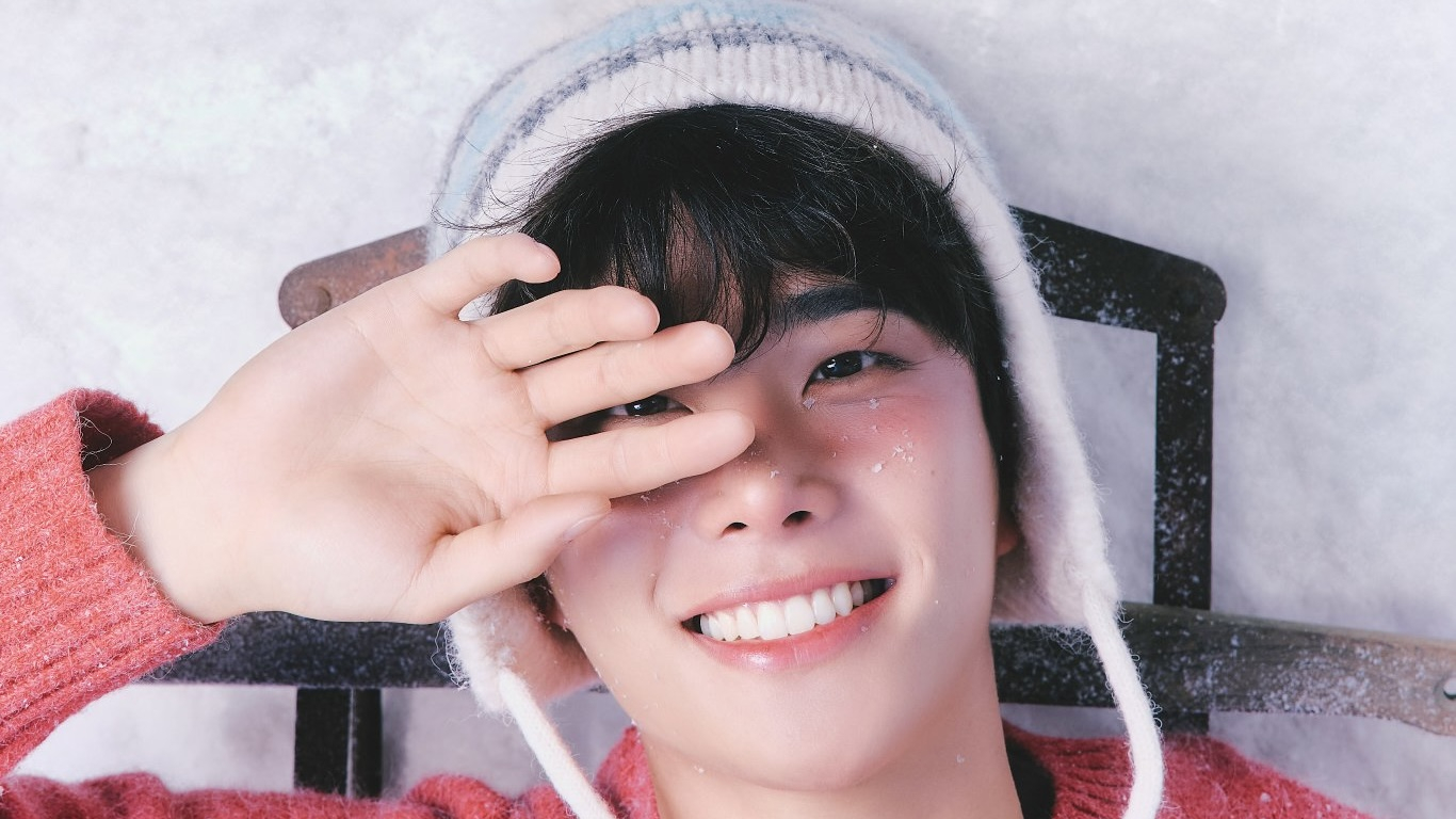 ASTRO's MJ teases new solo single “ 12시 25분 (CLOCK)” | allkpop