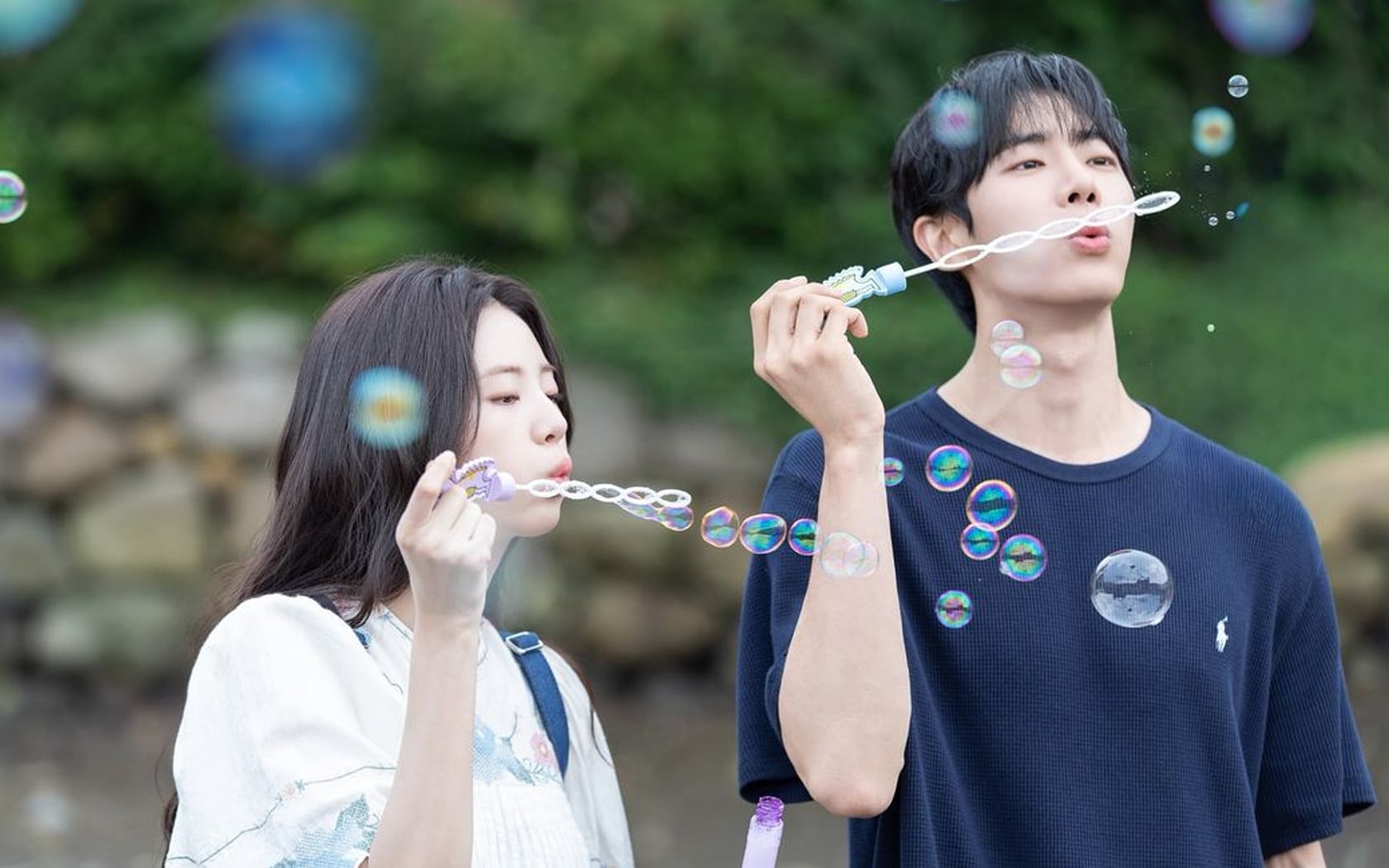 Darling Yoon Si Yoon Quietly Enlists in the Marines and Commences Military  Service - A Koala's Playground, image size:1680x1050