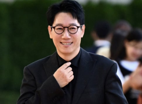 Ji Suk Jin