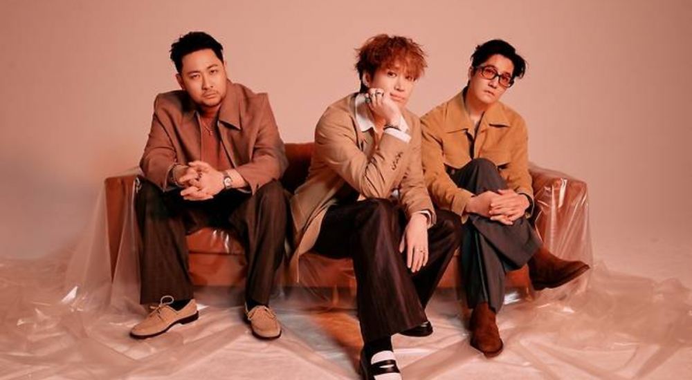 20-year-old hits dominate Korean music charts amid "chart-climbing" trend