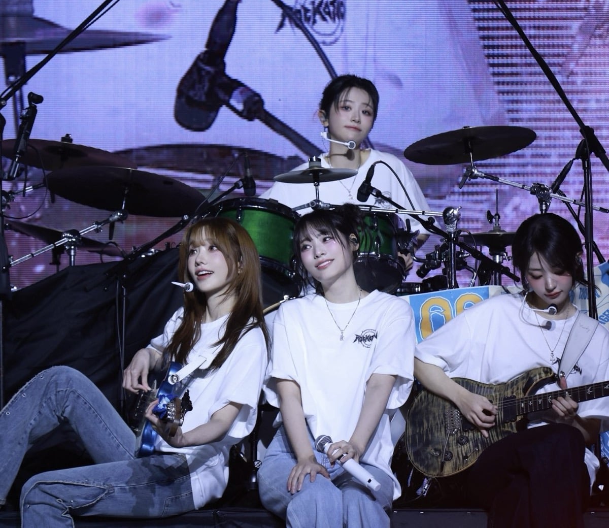 QWER to wrap up first world tour with encore concert ‘ROCKATION : HOMECOMING’ in Seoul
