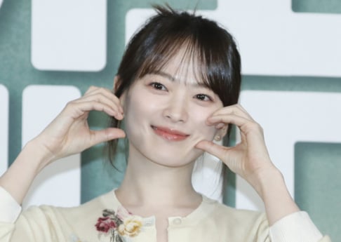 Chun Woo Hee, Hwang Jung Min, Song Joong Ki , Junho (Lee Jun Ho)