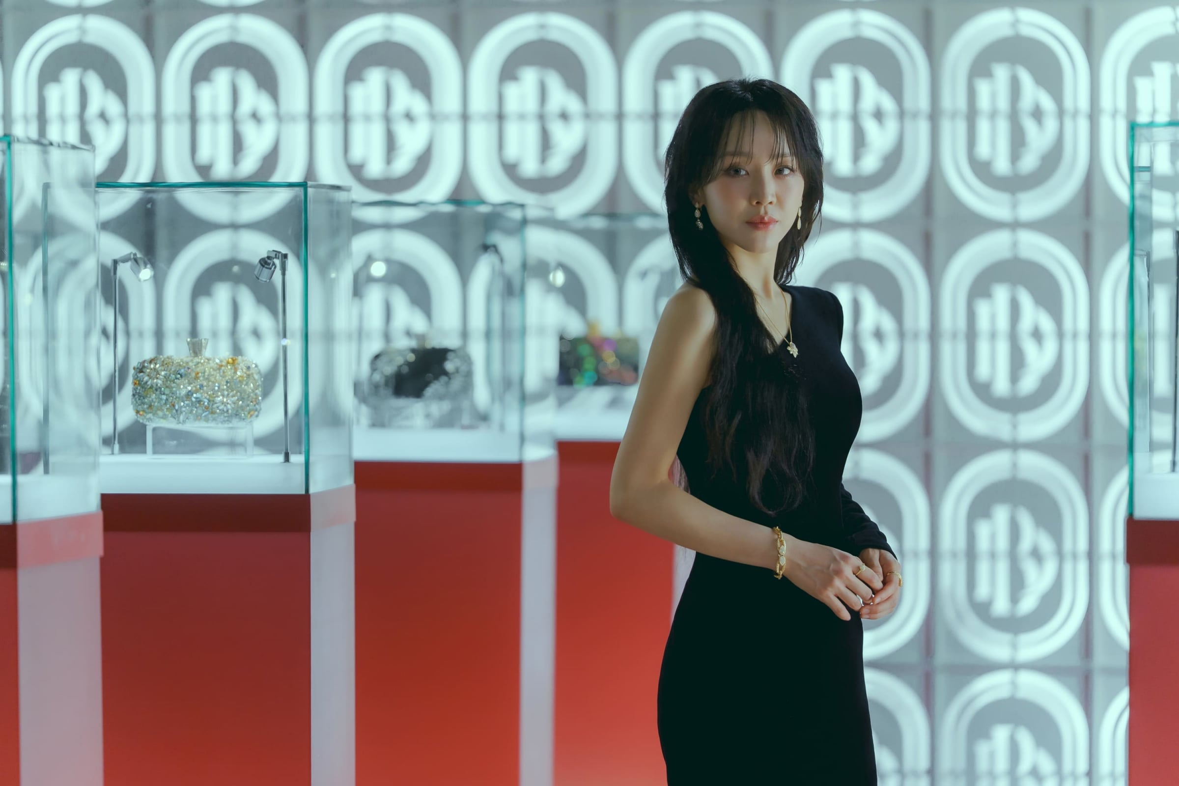 Netflix’s 'The Art of Sarah' ranks No. 3 globally as Shin Hye Sun earns praise for standout performance