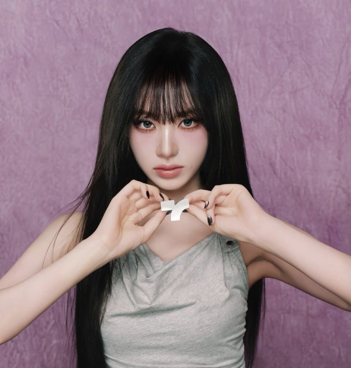 IVE’s Liz sparkles as the new global face of beauty brand Tonymoly