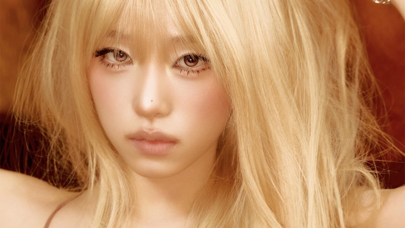 YENA announces solo live tour in Asia