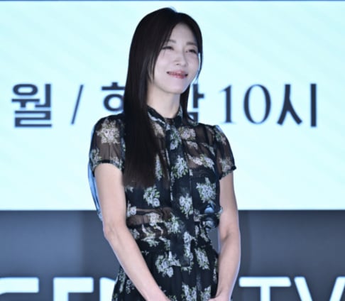 Ha Ji Won, Sung Si Kyung