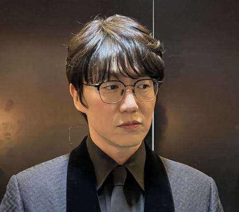 Sung Si Kyung
