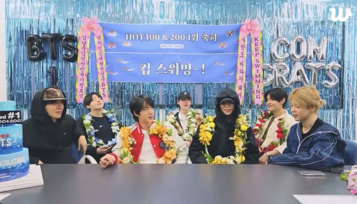 BTS, 컴백 앨범 ARIRANG으로 빌보드 HOT 100 정상 &mdash; 역대 최초 글로벌 차트