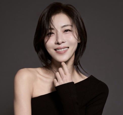 Ha Ji Won