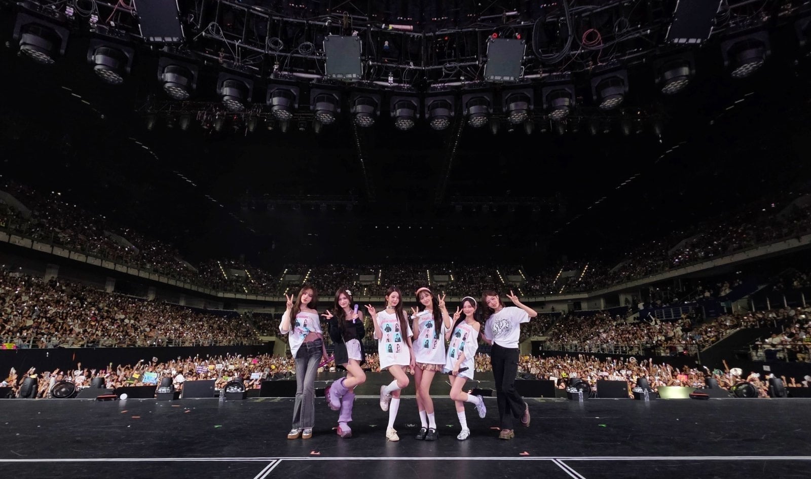 IVE stuns fans at Kuala Lumpur concert, kicks off Asia tour